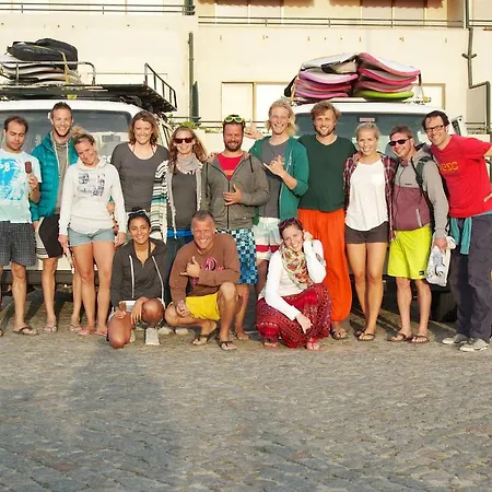 Hostel Surfivor Surf *